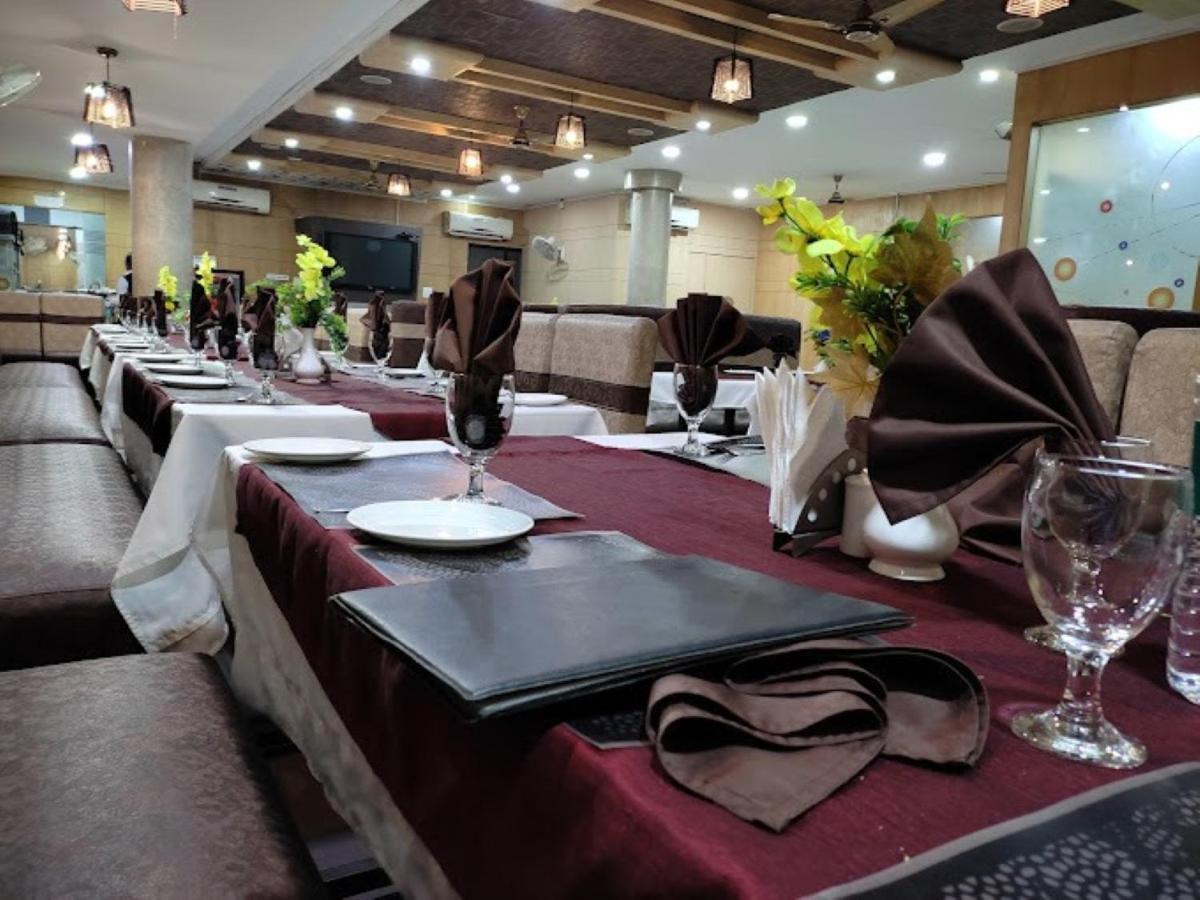 Hotel Vinayak Palace Bilāspur Zewnętrze zdjęcie