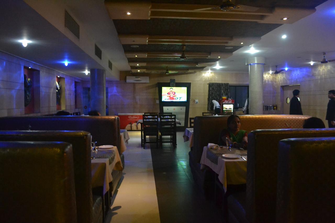 Hotel Vinayak Palace Bilāspur Zewnętrze zdjęcie